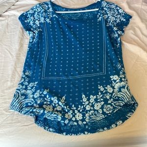 Women’s Lucky Brand Cap Sleeve Blue Top with White Floral Design Size Medium